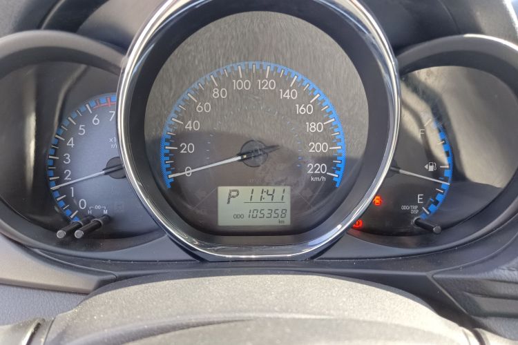 丰田 威驰 2019款 1.5L CVT创行版中控内饰14