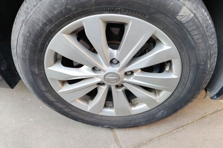 日产 天籁 2018款 2.0L XL 智进版车身外观10