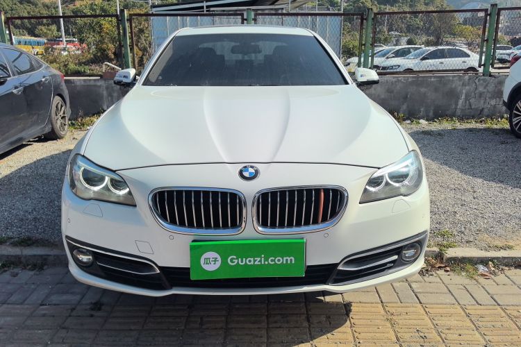 宝马5系 2017款 525Li 豪华设计套装车身外观2