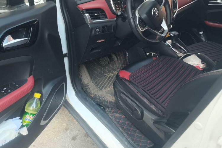 中华V3 2017款 1.5L 自动智能型中控内饰20