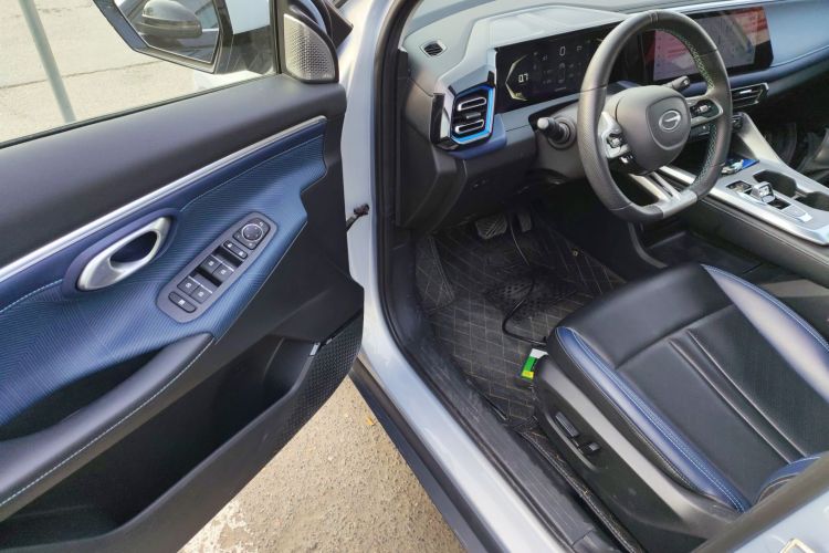 广汽传祺 传祺GS3 2023款 影速 270T 劲智版中控内饰20