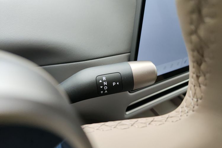 理想汽车 理想i8 2025款 标准版中控内饰18