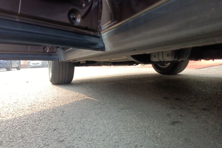 现代 胜达 2013款 2.4L 自动两驱智能型局部细节9002