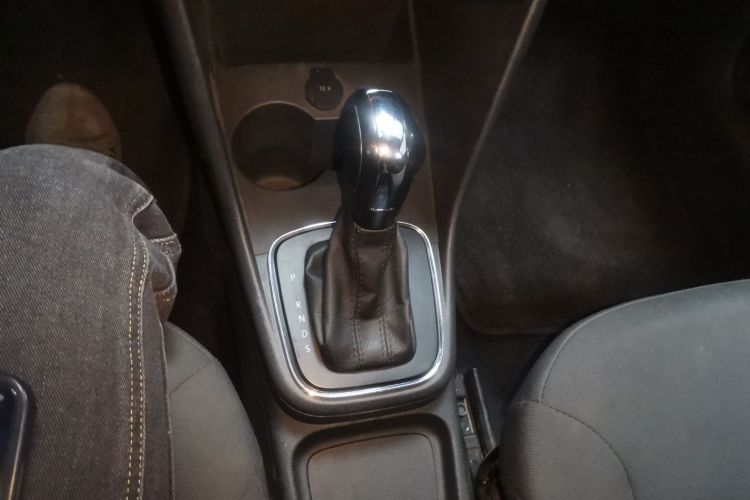 大众 Polo 2016款 1.4L 自动风尚型局部细节18