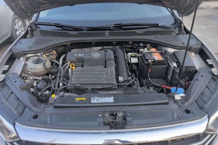 大众 速腾 2019款 200TSI DSG舒适型 国VI机舱底盘24