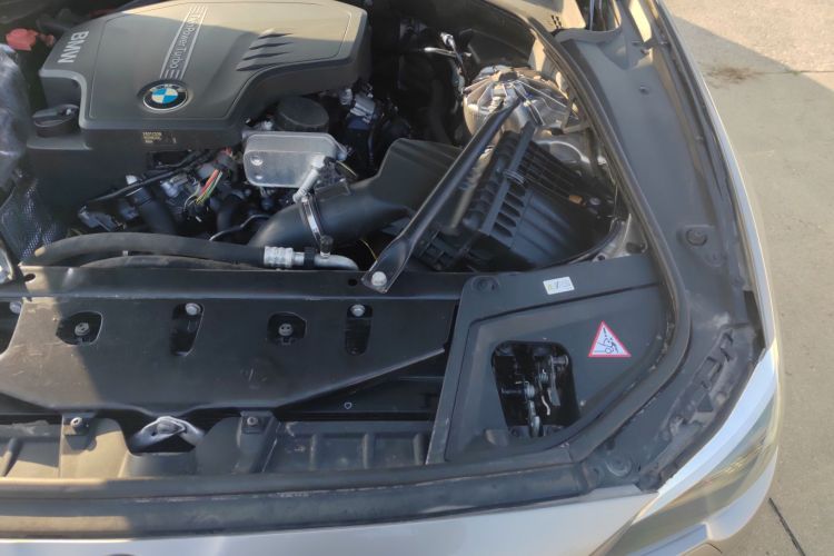 宝马5系 2014款 525Li 领先型机舱底盘26