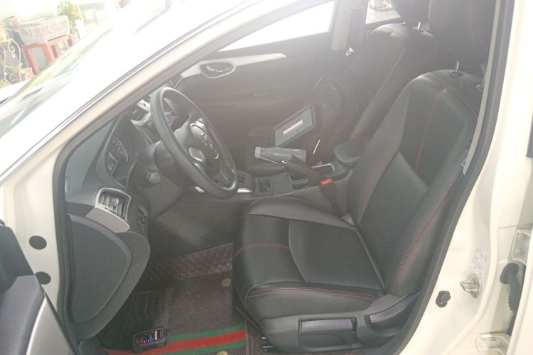 日产 轩逸 2022款 经典 1.6XE CVT舒适版局部细节19