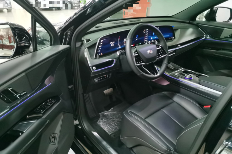 凯迪拉克XT5 2025款 2.0T 豪华型中控内饰7003