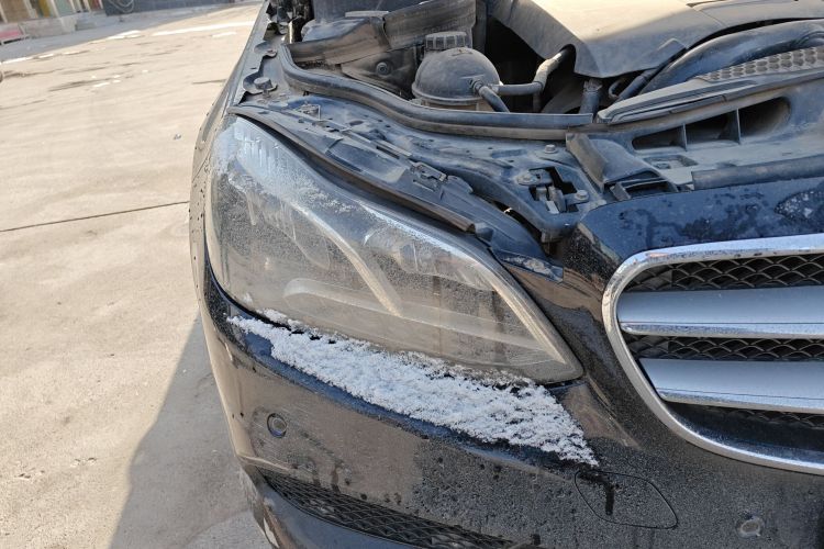 奔驰E级 2015款 改款 E 260 L 运动型车身外观6006