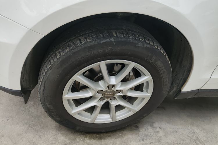 奥迪Q5 2016款 40 TFSI 进取型车身外观6002