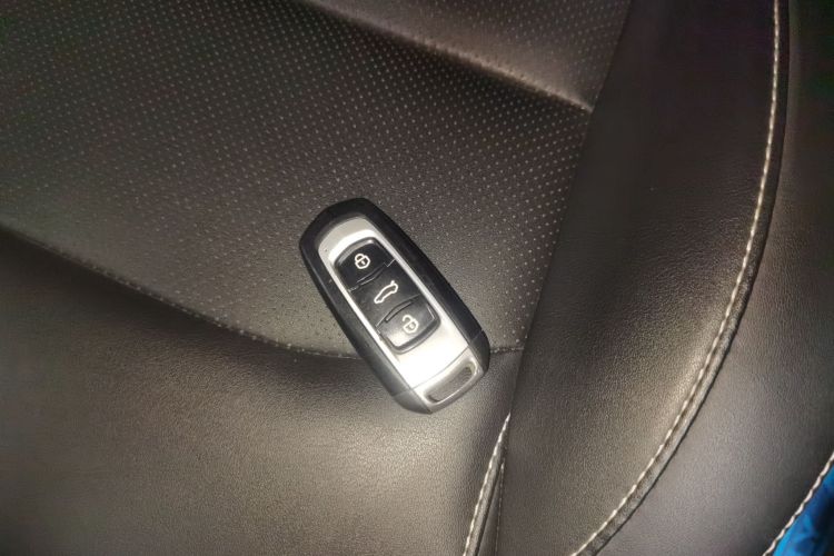 吉利汽车 帝豪 2018款 1.5L CVT向上互联版中控内饰11