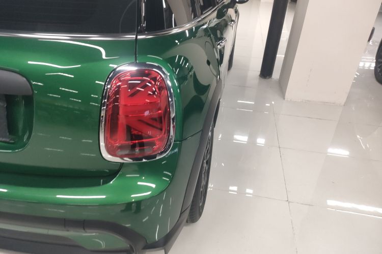 MINI 2023款 1.5T ONE 五门版车身外观6006