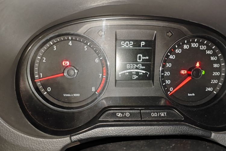 大众 Polo 2014款 1.6L 自动舒适版中控内饰14