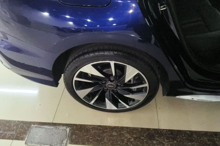 奥迪A3 2024款 A3L Limousine 35 TFSI 时尚运动型车身外观6008