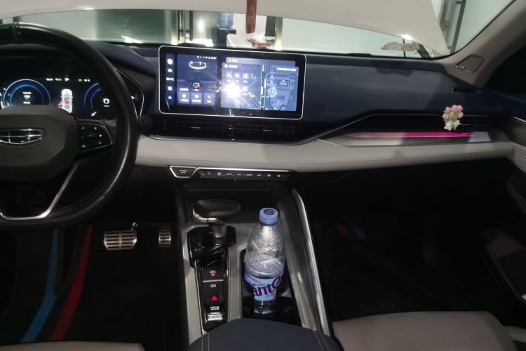 吉利汽车 星瑞 2023款 2.0TD 尊贵型中控内饰16