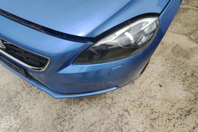 沃尔沃V40 2016款 T3 智逸版车身外观36