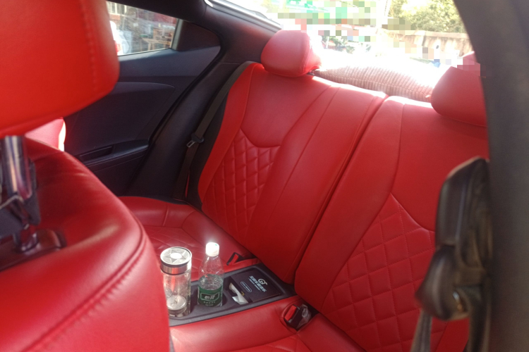 现代 Veloster飞思 2012款 1.6T 自动尊享版中控内饰7004