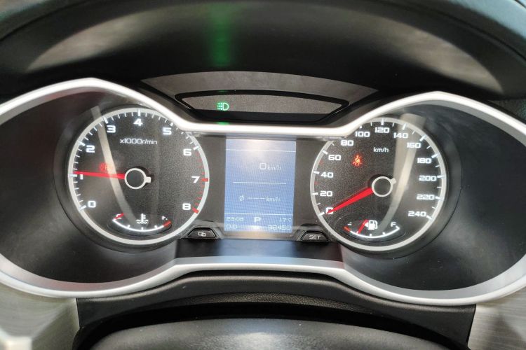 吉利汽车 博越 2018款 1.8TD 自动两驱智雅型中控内饰14