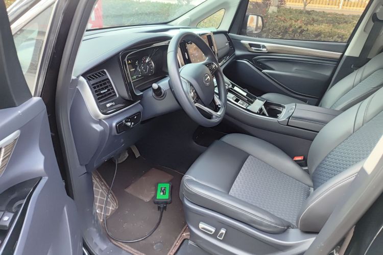 广汽传祺 传祺M8 2023款 领秀系列 390T 豪华版局部细节19