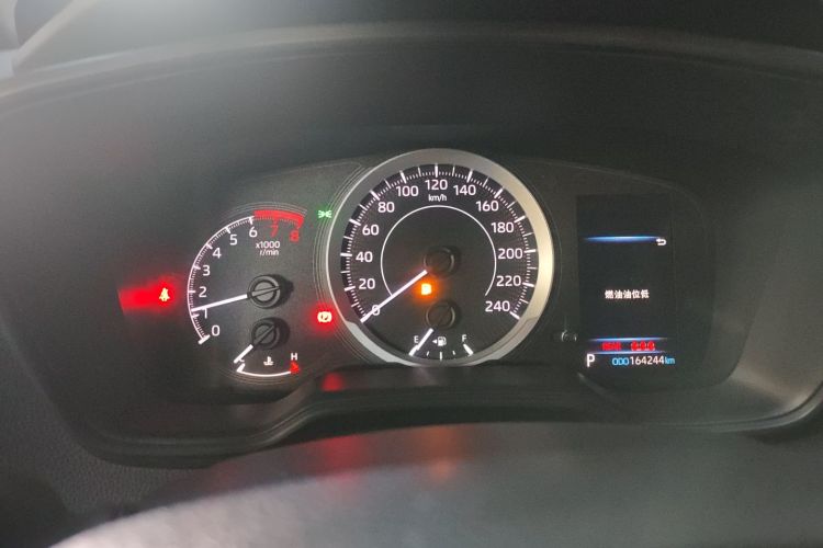 丰田 雷凌 2019款 185T CVT豪华版 国VI中控内饰14