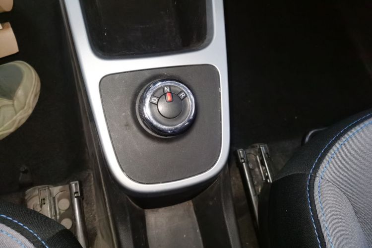 启辰e30 2020款 精英版中控内饰18