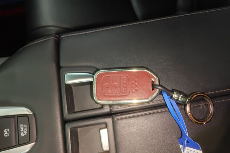 本田 冠道 2017款 240TURBO 两驱豪华版中控内饰7001