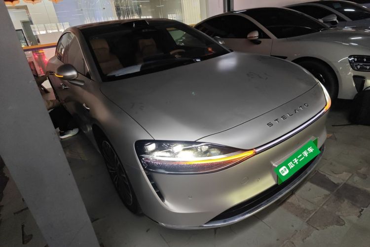 鸿蒙智行 享界S9 2024款 纯电 Ultra 四驱旗舰版车身外观3