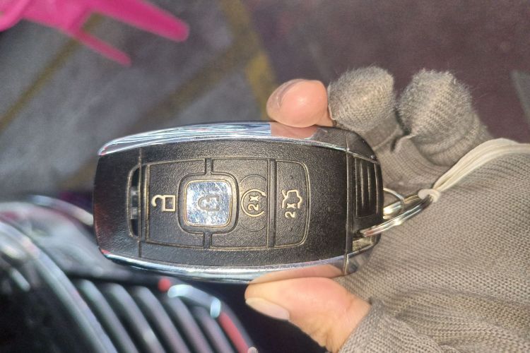 林肯MKC 2017款 2.0T 两驱尊享版中控内饰7001