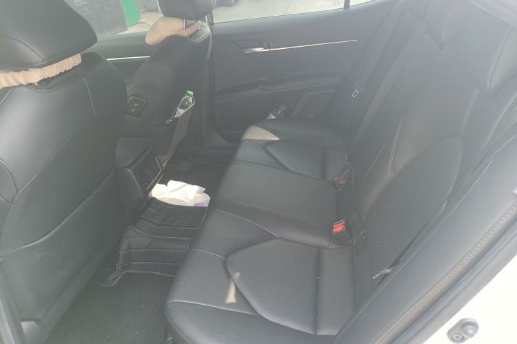 丰田 凯美瑞 2021款 2.5G 豪华版中控内饰7004