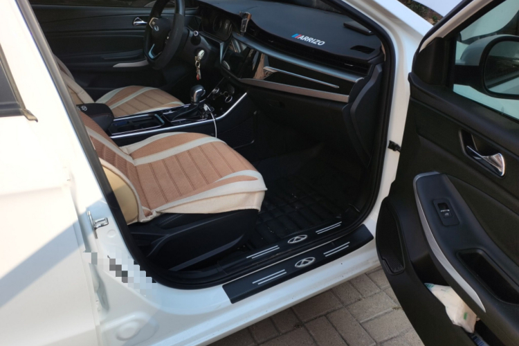 奇瑞 艾瑞泽5 2021款 PRO 1.5L CVT青春版局部细节9005