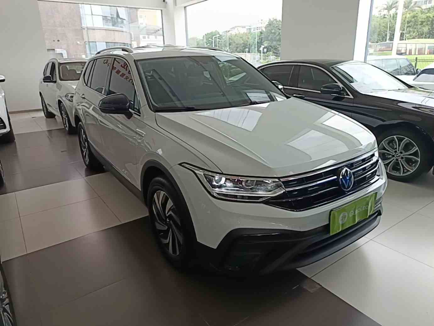 大众 途观L 2025款 出众款 300TSI 自动两驱龙腾版(5)