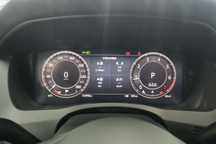 捷豹XEL 2024款 2.0T 250PS R-DYNAMIC S耀黑运动版中控内饰14