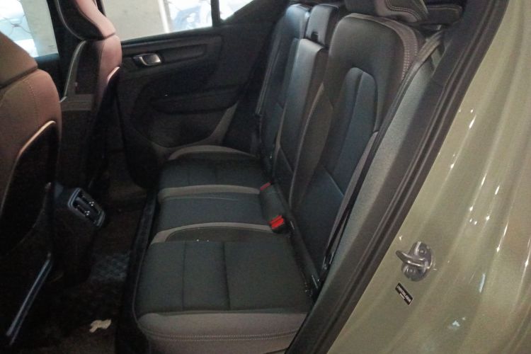 沃尔沃XC40 2024款 B3 智远运动版中控内饰7004