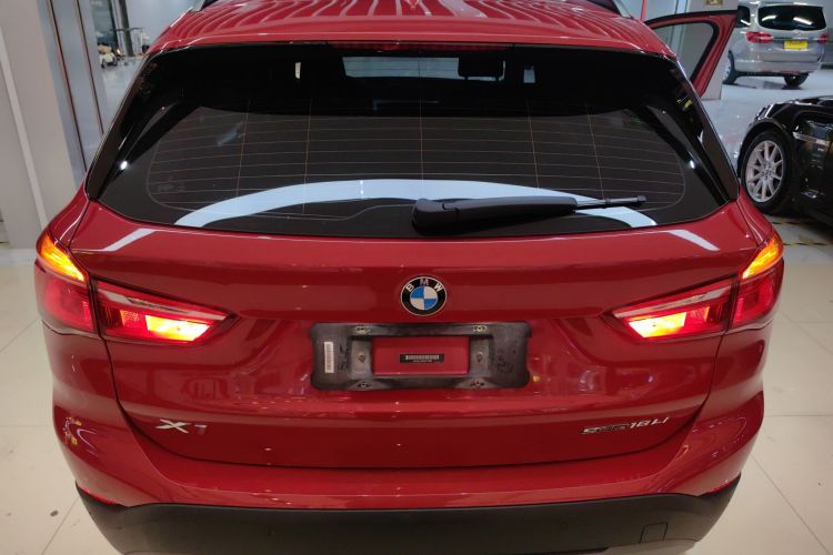 宝马X1 2019款 sDrive18Li 时尚型车身外观6004