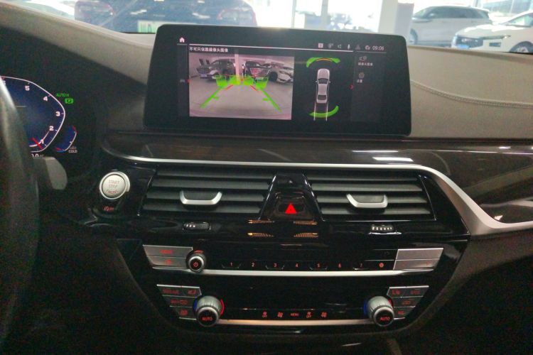 宝马5系 2020款 525Li 豪华套装局部细节16