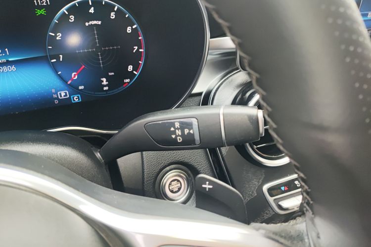 奔驰C级 2019款 C 260 L 运动版中控内饰18