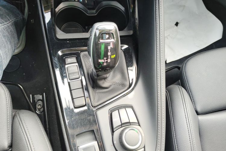 宝马X2(进口) 2019款 sDrive20i M越野套装 国VI中控内饰18