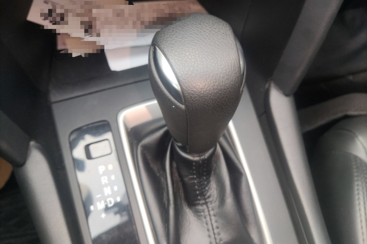 马自达CX-4 2021款 2.0L 自动两驱蓝天活力版中控内饰18