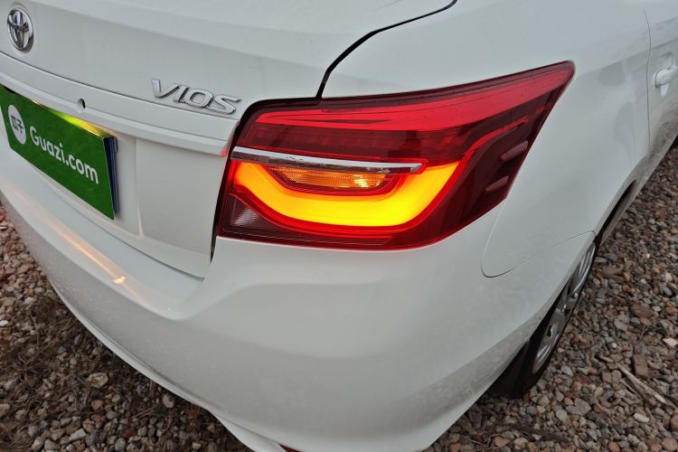 丰田 威驰 2021款 1.5L CVT创行版车身外观9