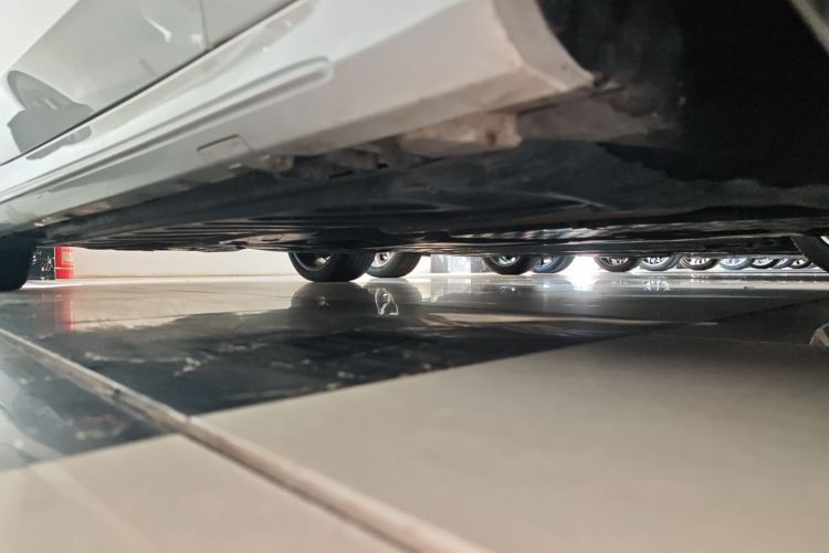 奔驰C级(进口) 2022款 改款 C 260 轿跑车局部细节9001