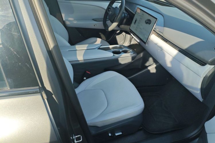 ARCFOX极狐 极狐 阿尔法T5(ARCFOX αT5) 2024款 660 MAX局部细节41