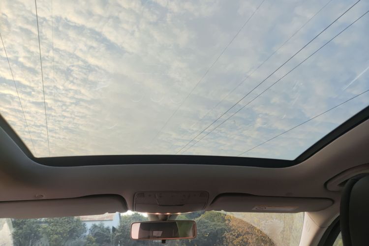 奔驰C级 2020款 改款 C 260 L 运动版中控内饰22