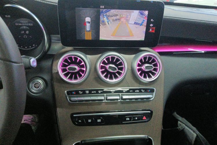 奔驰GLC 2022款 改款 GLC 300 L 4MATIC 动感型臻藏版中控内饰16