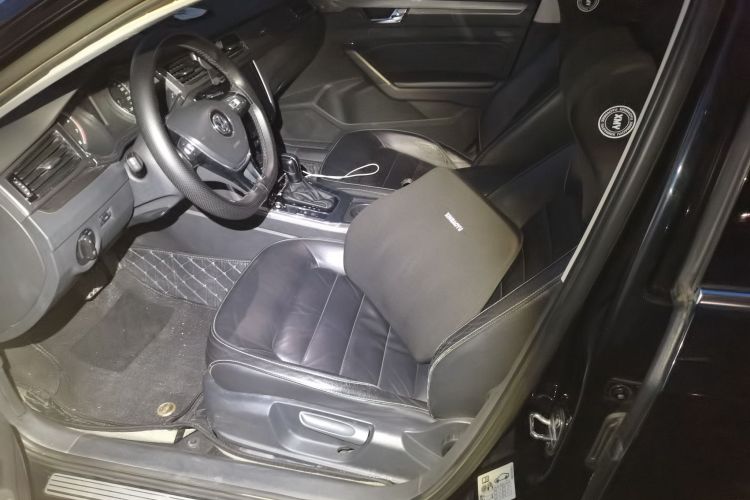 大众 帕萨特 2017款 1.8TSI DSG政府采购版 (CEA发动机)局部细节19