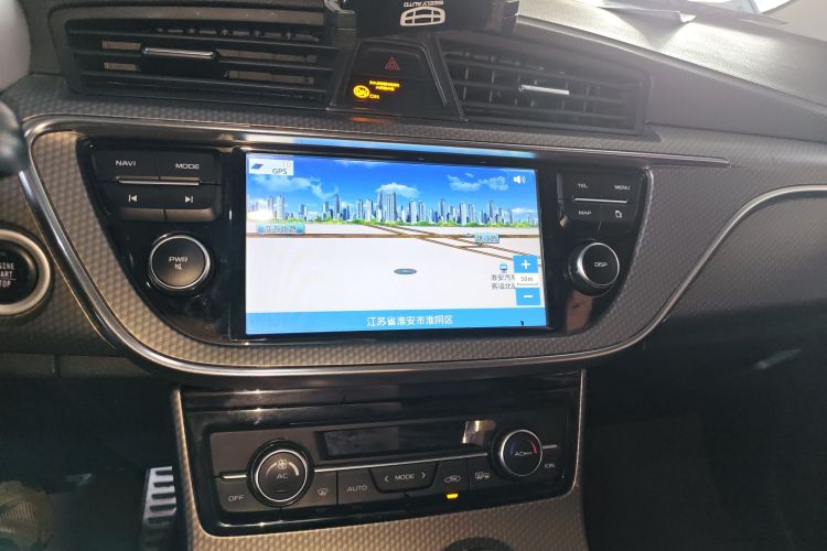 吉利汽车 帝豪GS 2016款 运动版 1.8L 自动领尚型局部细节16