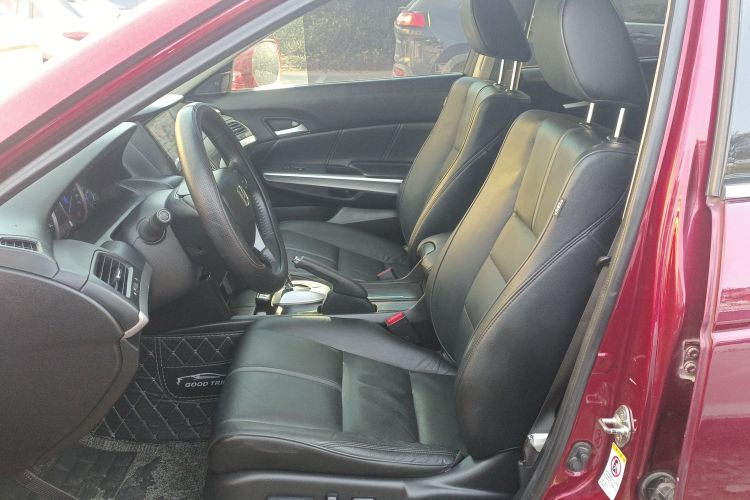 本田 歌诗图 2014款 2.4L 豪华版中控内饰19