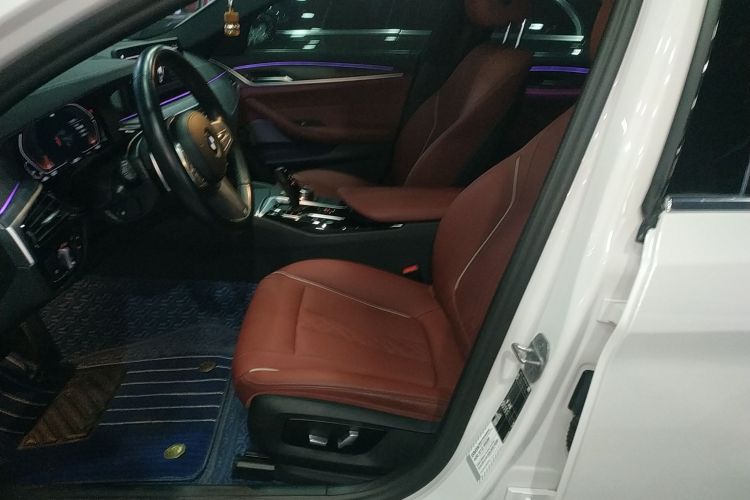 宝马5系 2023款 530Li 领先型 M运动套装局部细节19