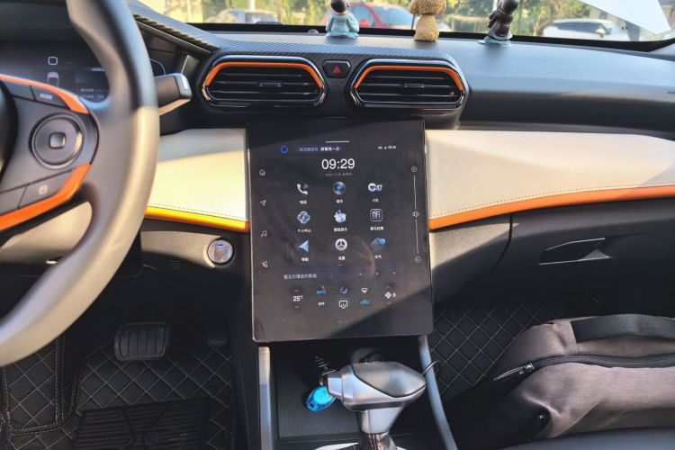 东风风神 奕炫 2023款 马赫版 1.5L 自动追风版中控内饰16