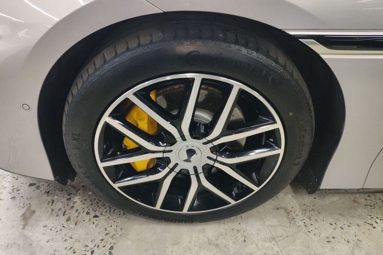 腾势Z9GT 2024款 1100四驱Max版车身外观6007