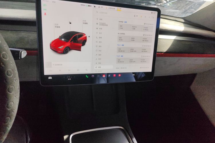 特斯拉 Model Y 2021款 长续航全轮驱动版中控内饰16